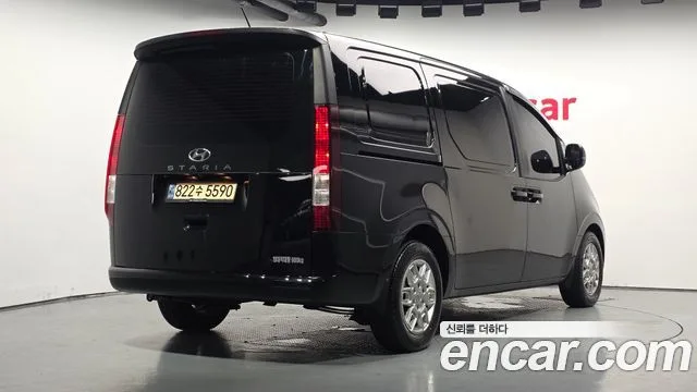 2023 Hyundai Staria