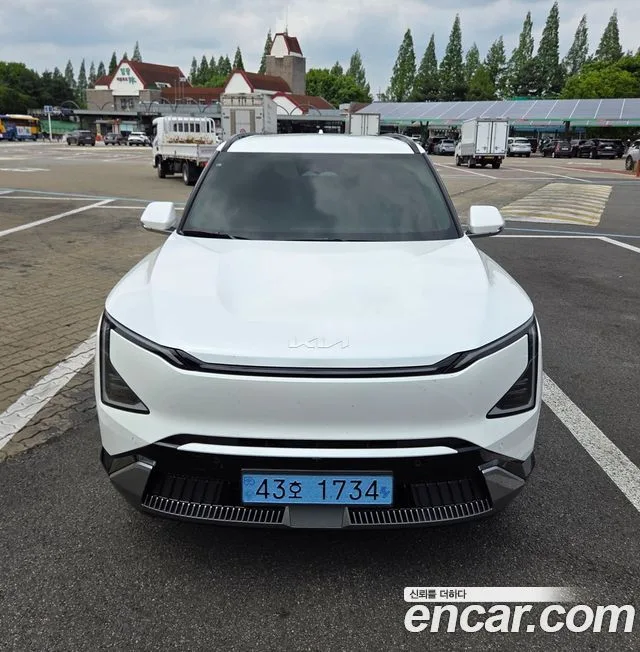 2026 Kia EV5