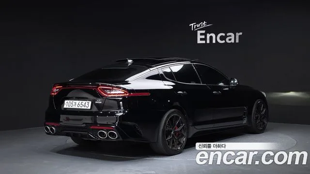 2018 Kia Stinger, foto 2