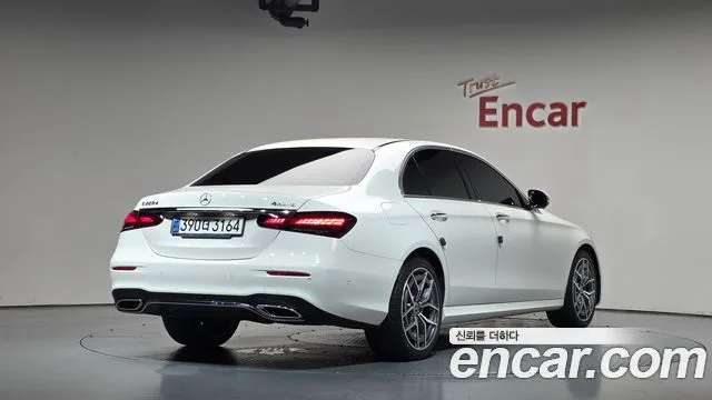 2021 Mercedes-Benz E-Class