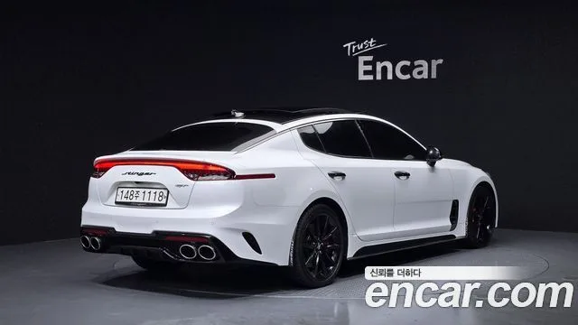 2018 Kia Stinger, foto 2