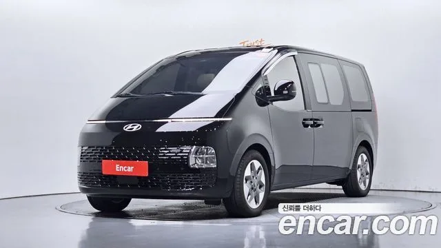 2025 Hyundai Staria