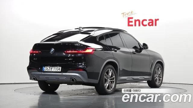 2021 BMW X4