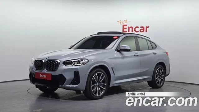 2025 BMW X4