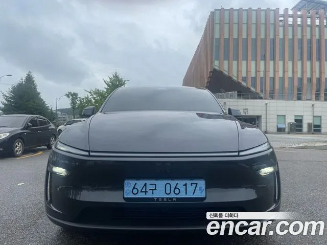 2026 Tesla Model Y, foto 4