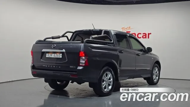 2017 KG Mobility Korando, foto 2