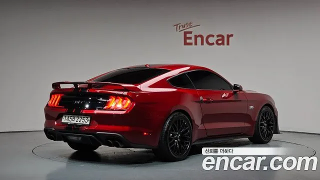 2019 Ford Mustang