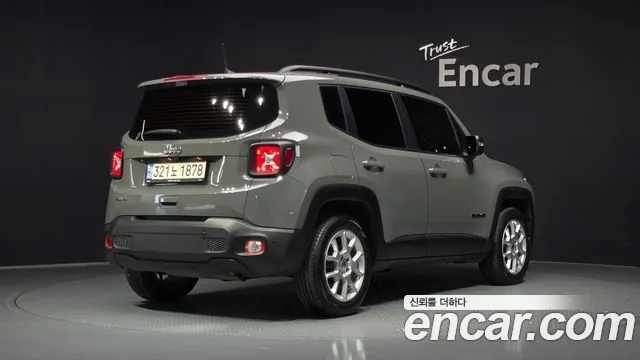 2022 Jeep Renegade, foto 2
