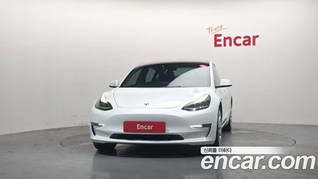 2022 Tesla Model 3, foto 3
