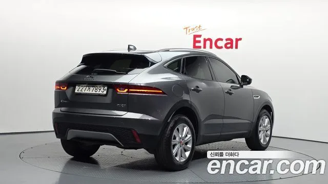 2019 Jaguar E-PACE, foto 2