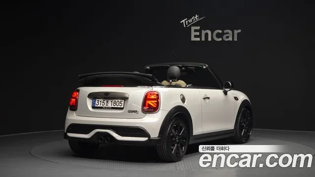 2024 Mini Cooper Convertible, foto 2