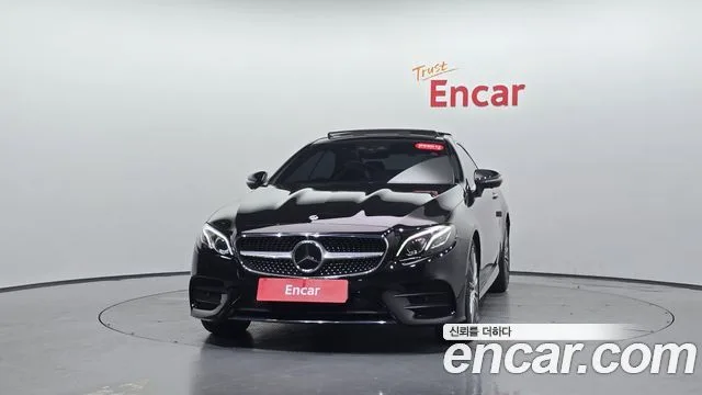 2017 Mercedes-Benz E-Class, foto 2