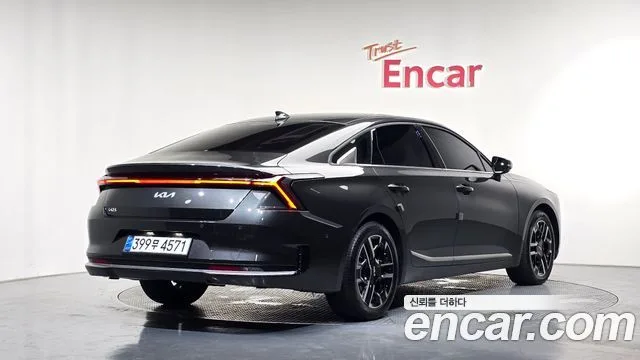 2026 Kia K8