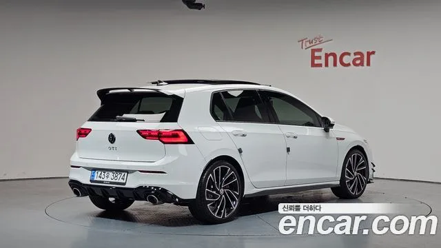 2024 Volkswagen Golf
