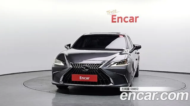 2023 Lexus ES, foto 3