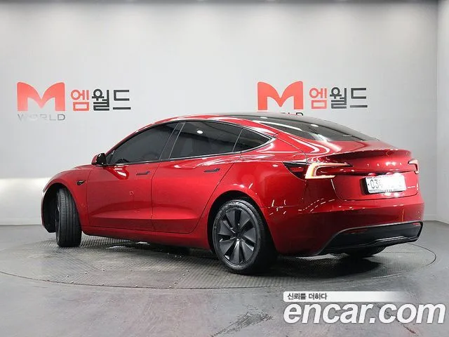 2024 Tesla Model 3, foto 3