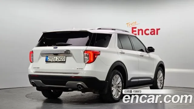 2022 Ford Explorer, foto 2