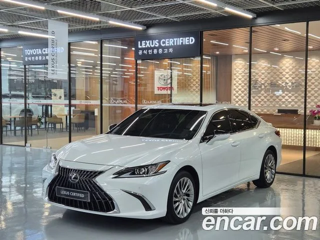 2023 Lexus ES