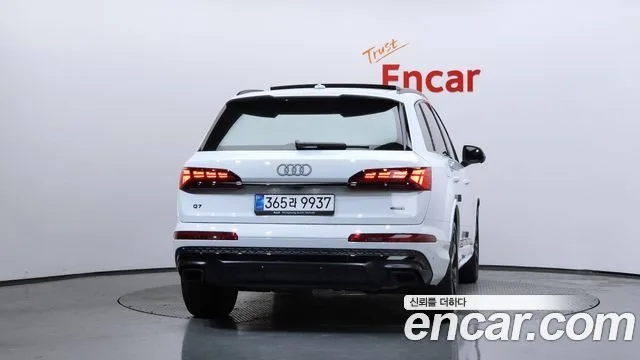 2025 Audi Q7, foto 4