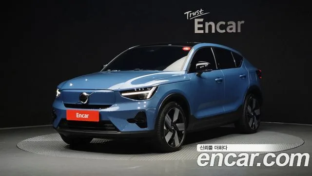2024 Volvo C40