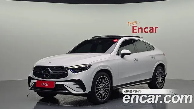 2025 Mercedes-Benz GLC-Class