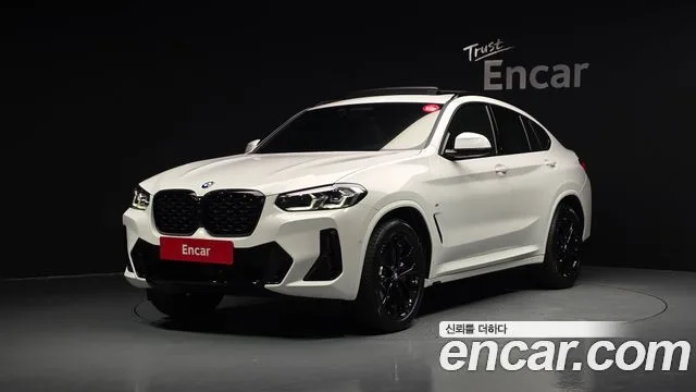 2025 BMW X4