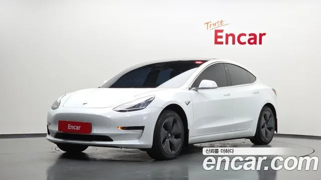 2020 Tesla Model 3