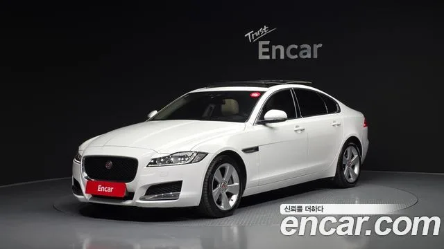 2018 Jaguar XF