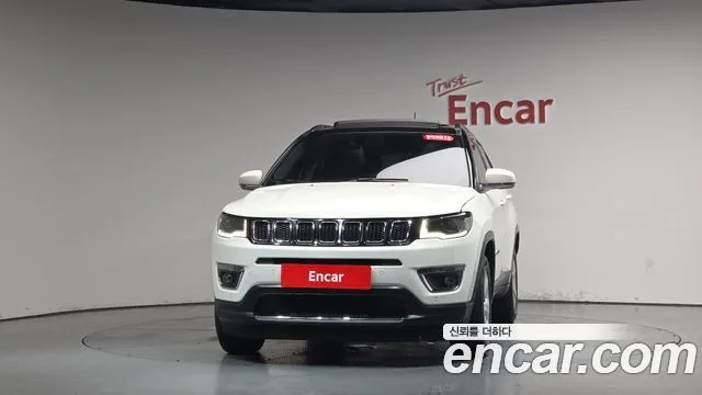 2021 Jeep Compass, foto 2