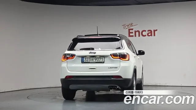 2021 Jeep Compass, foto 3