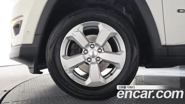 2021 Jeep Compass, foto 4