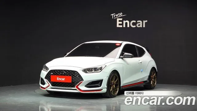 2019 Hyundai Veloster