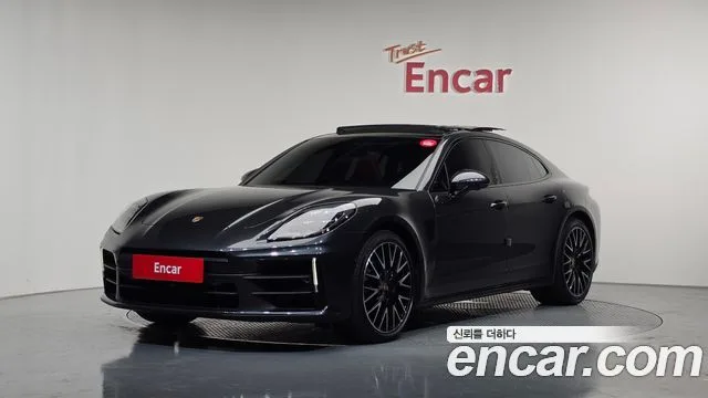 2025 Porsche Panamera