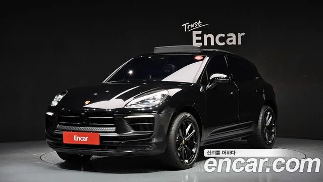 2023 Porsche Macan