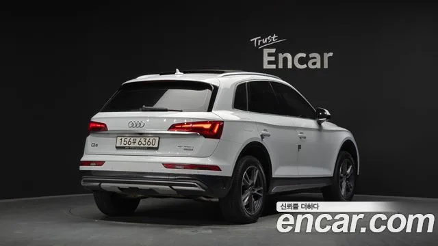 2021 Audi Q5, foto 2