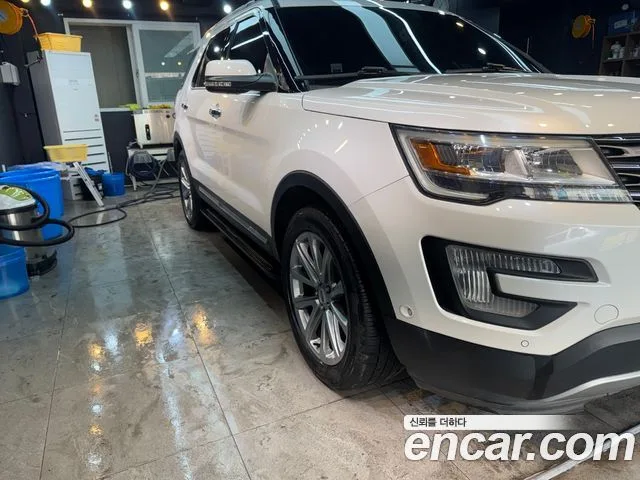 2017 Ford Explorer, foto 2