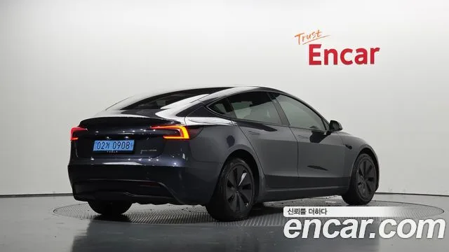2024 Tesla Model 3, foto 2