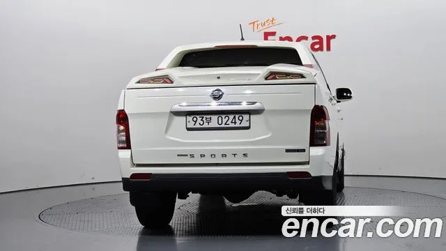 2017 KG Mobility Korando, foto 4
