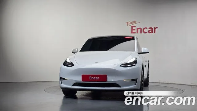 2022 Tesla Model Y, foto 2