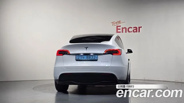 2022 Tesla Model Y, foto 3