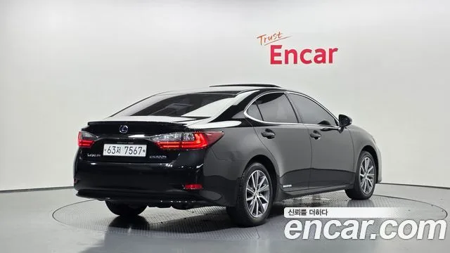 2018 Lexus ES, foto 2