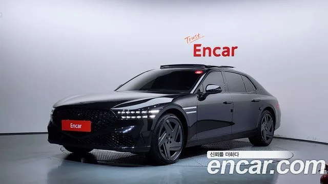 2025 Genesis G90