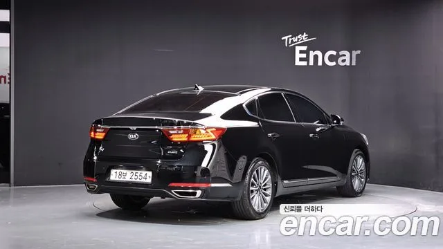 2017 Kia K7, foto 2