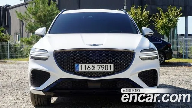 2024 Genesis GV70