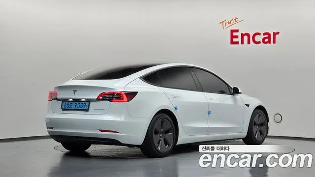 2021 Tesla Model 3, foto 2