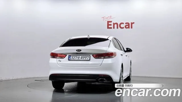 2017 Kia K5, foto 4