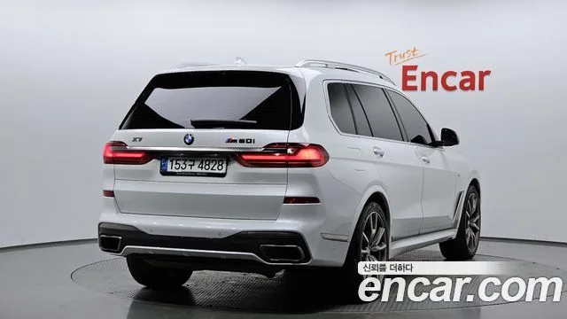 2021 BMW X7