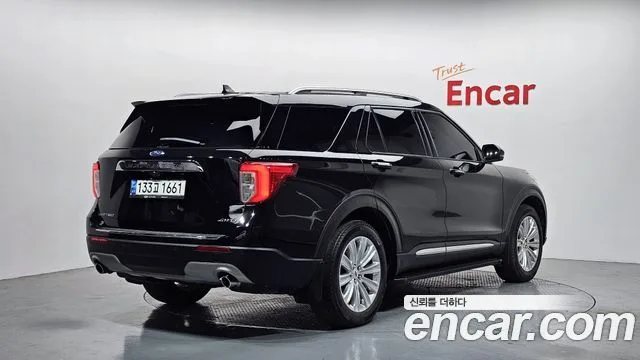 2021 Ford Explorer, foto 2
