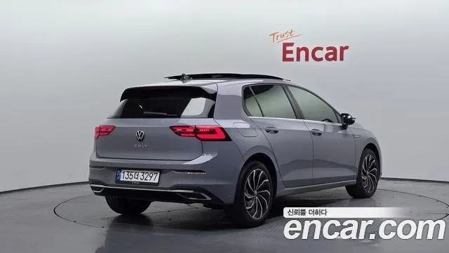 2023 Volkswagen Golf