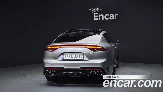 2023 Kia Stinger, foto 4